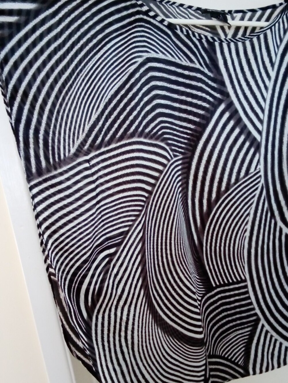 Spense Black & White Curved Stripe Dolman Blouse - Picture 4 of 5